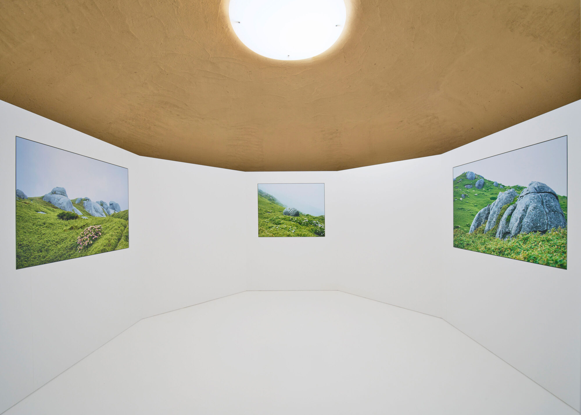 Installation view ©︎ Takeshi Asano-KYOTOGRAPHIE 2023
