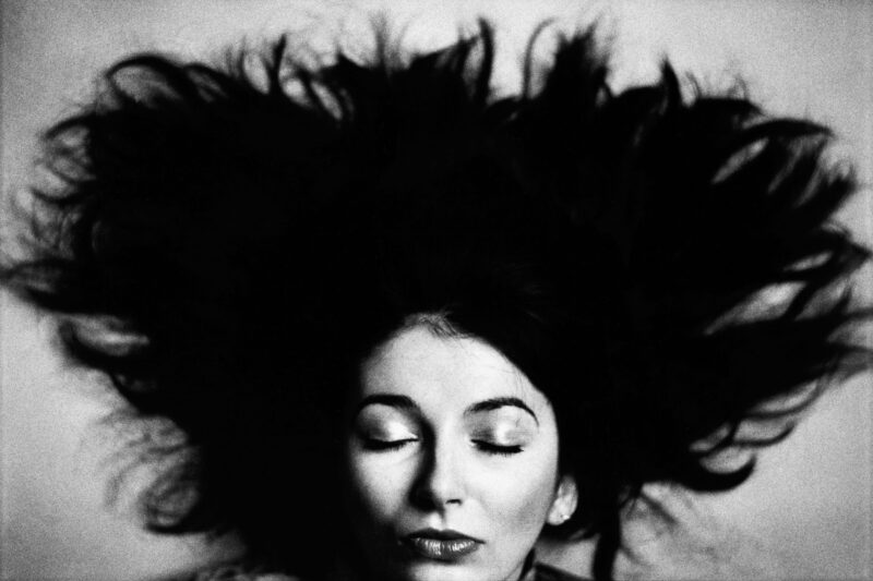 <em>Kate Bush, London 1982</em> © Anton Corbijn