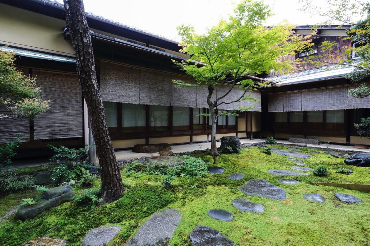 <br />
<b>Warning</b>:  Undefined variable $caption in <b>/home/kgvr/kyotographie.jp/public_html/wp2025/wp-content/themes/kg2023/single-events2026.php</b> on line <b>146</b><br />
